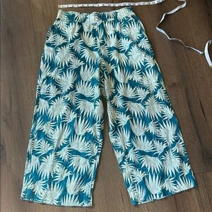 Rachel Zoe Linen Teal and White Leaf Print Bottoms ! Large